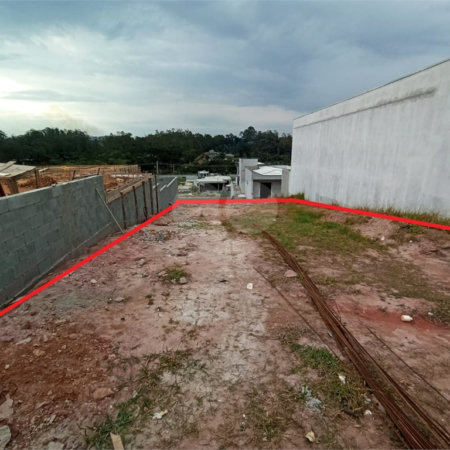 Terreno à venda no condomínio Residencial Veneza, Mogi das Cruzes - SP