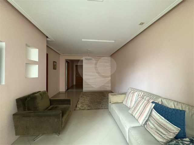 Apartamento à venda com 3 quartos, sendo 1 suíte,  em Santana, São Paulo, SP
