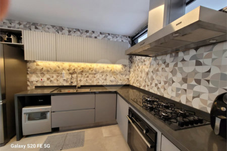 Casa à venda com 3 suítes em Jardim Prudência, São Paulo, SP