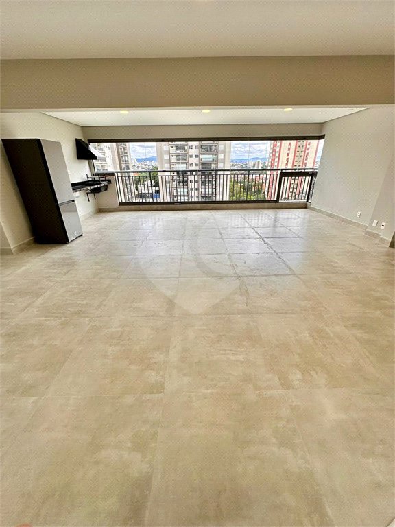 Apartamento à venda com 4 quartos, sendo 3 suítes,  em Parque São Jorge, São Paulo, SP
