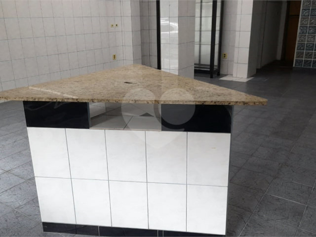 Loja à venda ou para alugar em Santana, São Paulo, SP