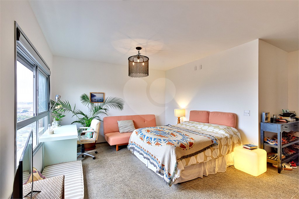 Apartamento à venda com 3 suítes em Jardim Marajoara, São Paulo, SP