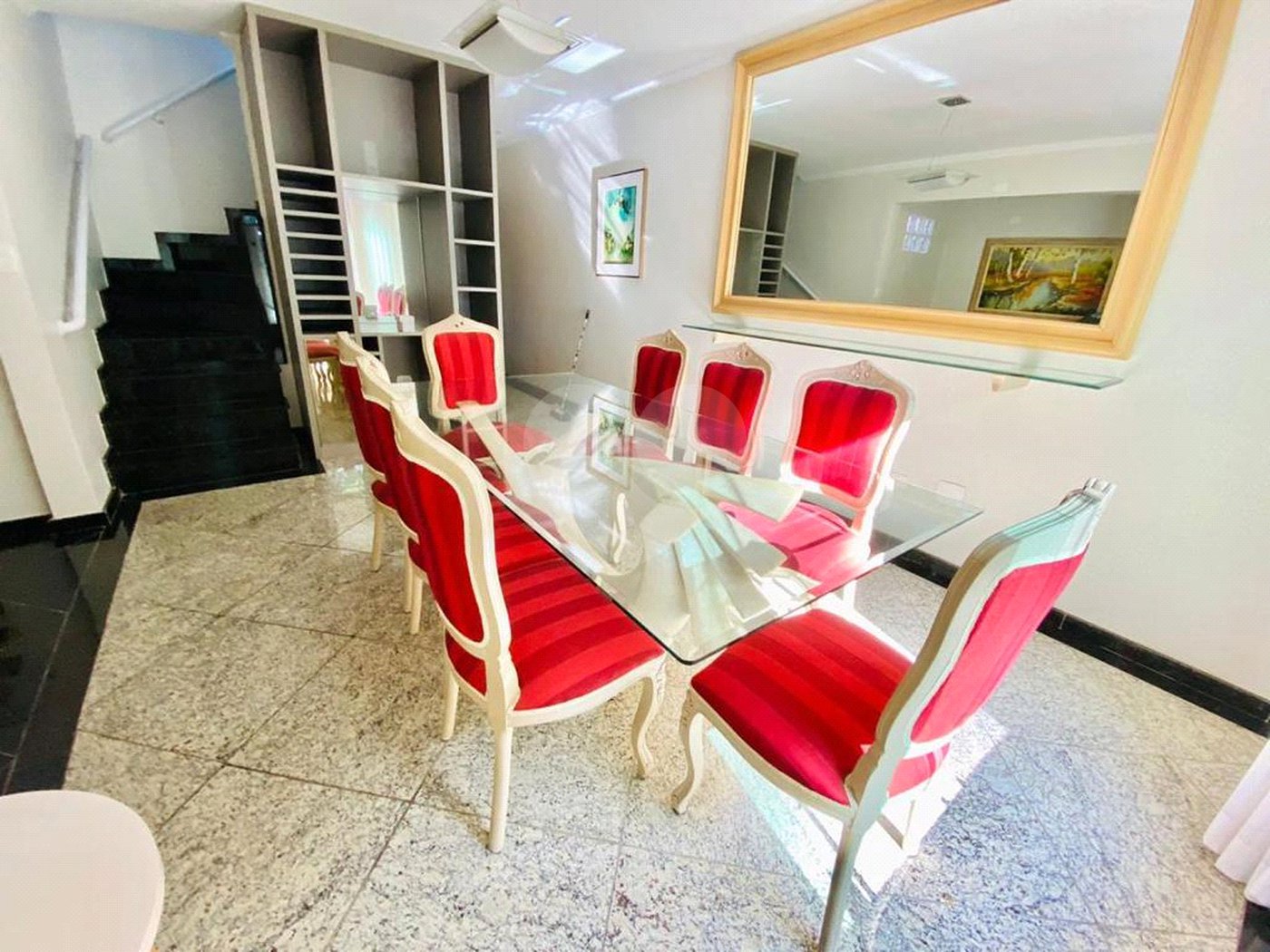 Sobrado à venda com 3 quartos, sendo 1 suíte, em Tremembé, São Paulo, SP