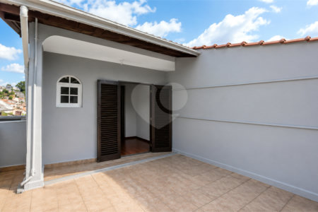 Sobrado à venda com 3 quartos, sendo 1 suíte, em Jardim Utinga, Santo André, SP