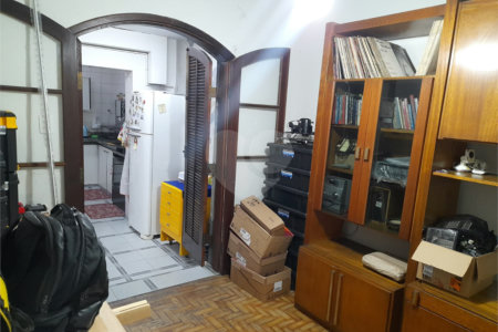 Sobrado à venda com 3 quartos, sendo 1 suíte, em Jardim Caravelas, São Paulo, SP