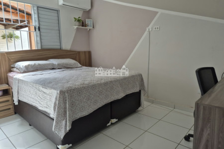 Casa à venda no Bairro Imperial – Atibaia | 2 dormitórios, suíte, 2 vagas e área gourmet