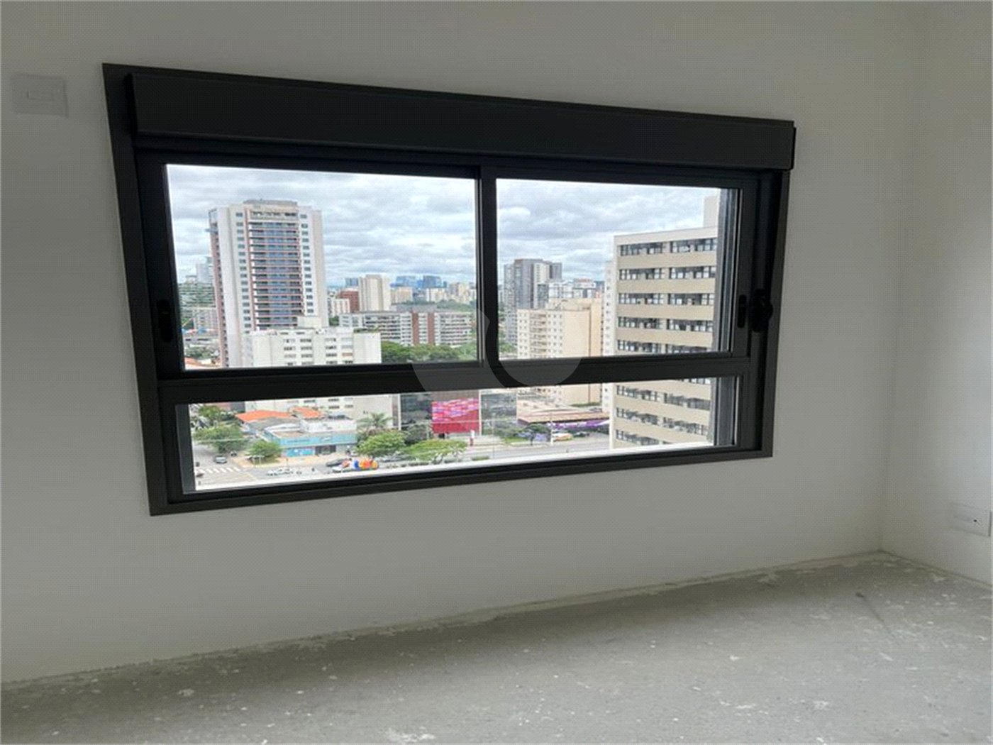 Apartamento à venda com 3 suítes em Campo Belo, São Paulo, SP