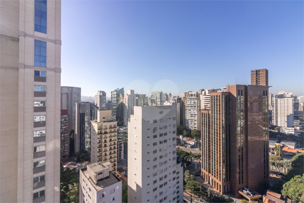 Apartamento à venda com 2 quartos, sendo 1 suíte,  em Itaim Bibi, São Paulo, SP