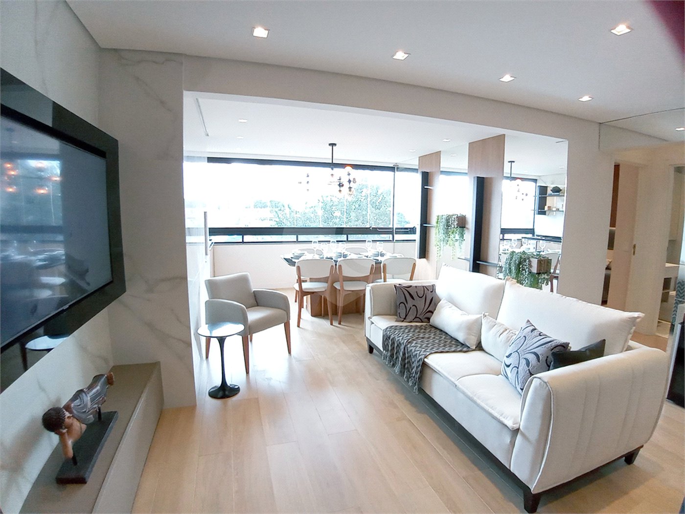 Apartamento à venda com 2 quartos, sendo 1 suíte, em Santa Teresinha, São Paulo, SP