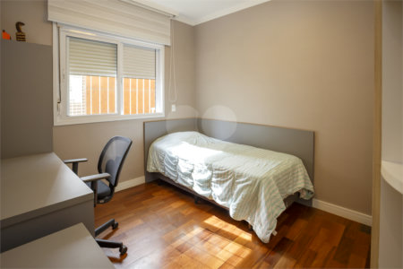Apartamento à venda com 3 suítes em Campo Belo, São Paulo, SP