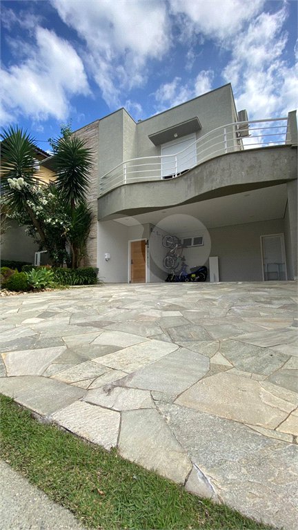 Casa à venda com 4 suítes no condomínio Real Park - Vila Oliveira, Mogi das Cruzes - SP