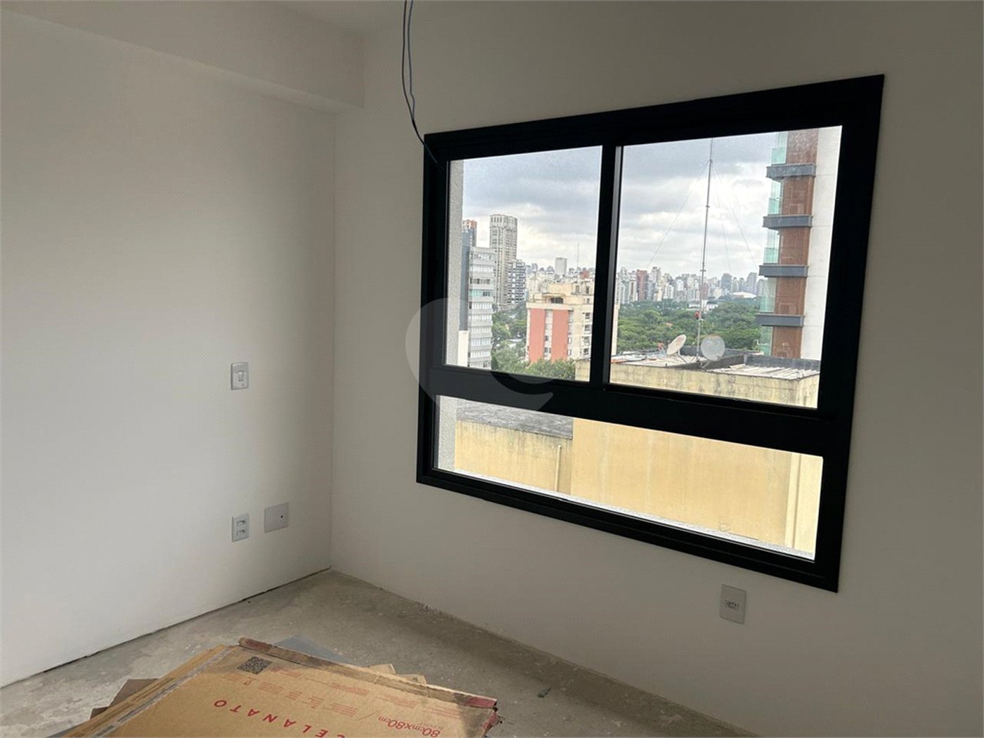 Apartamento à venda com 2 suítes em Cerqueira César, São Paulo, SP