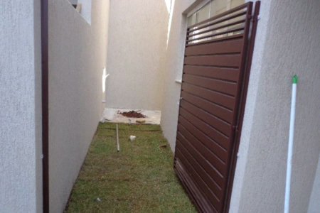 Casa à venda com 3 quartos, sendo 1 suíte, no condomínio Professor Teot?nio Monteiro de Barros Filho, São Paulo - SP