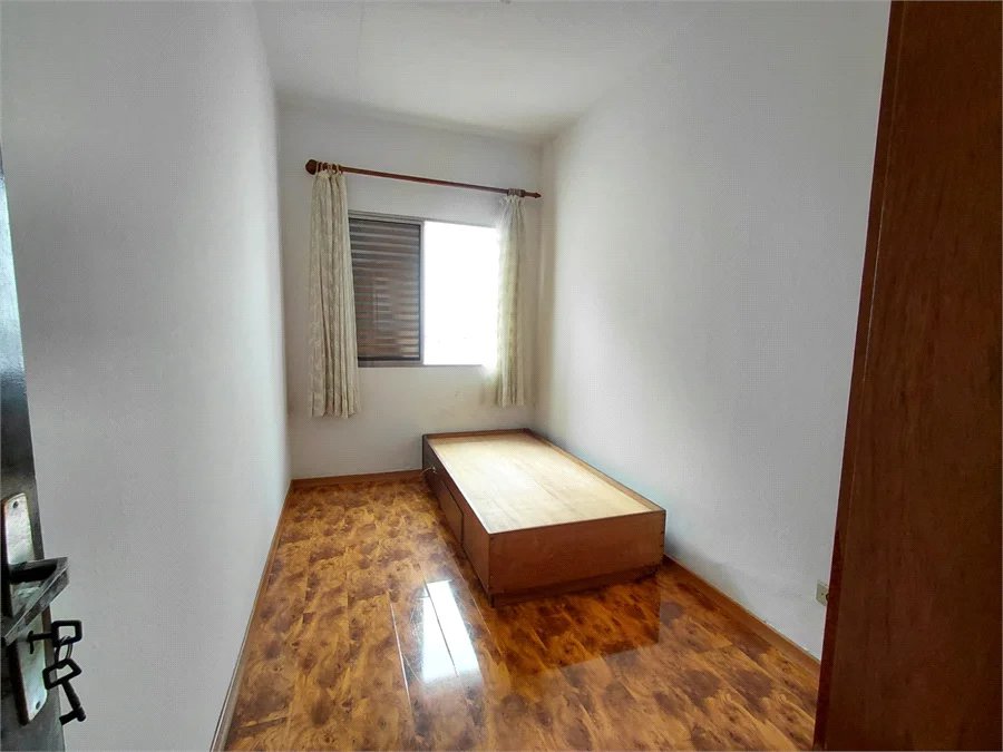 Sobrado à venda com 3 quartos em Vila Romana, São Paulo, SP