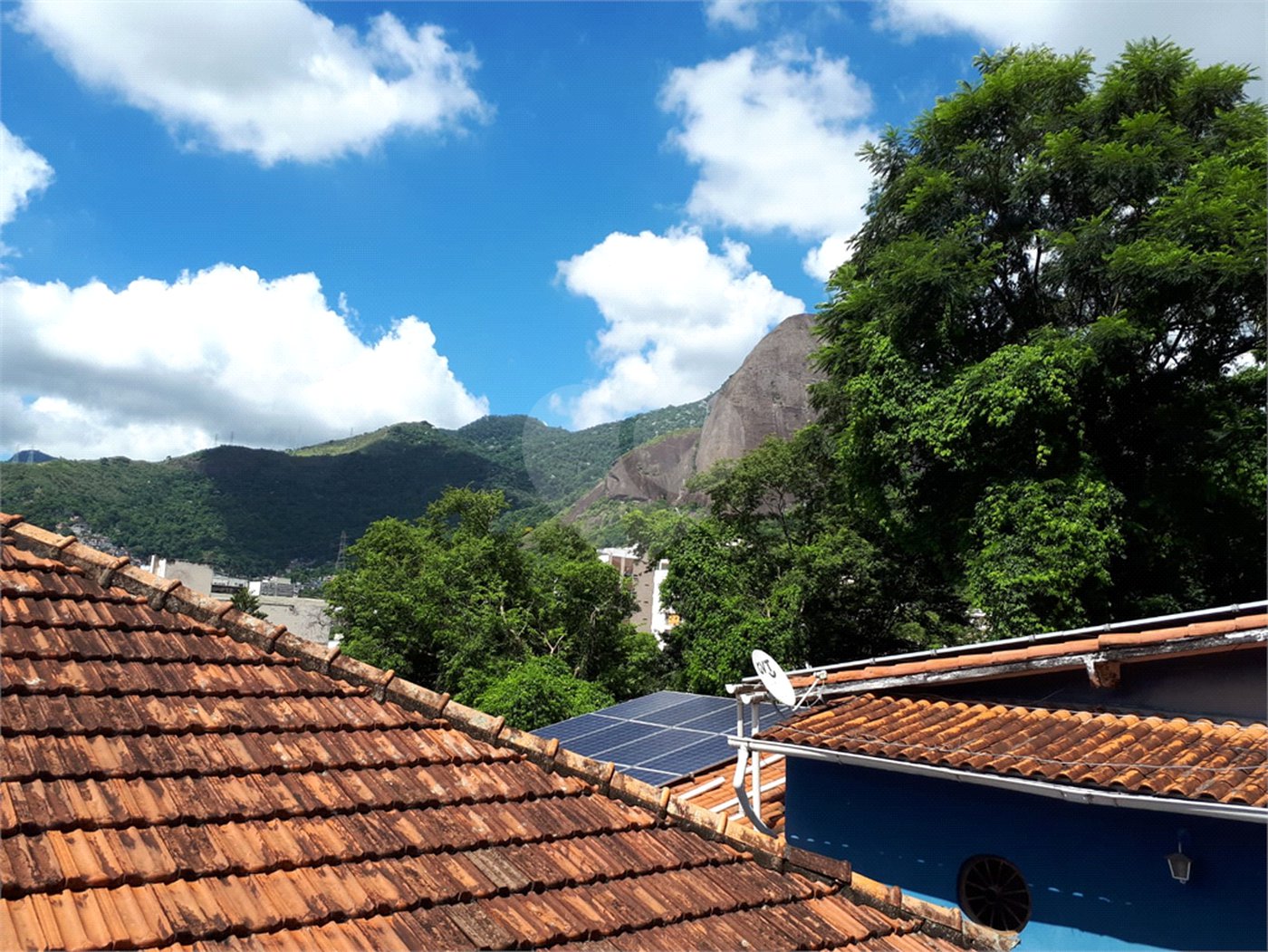 Casa à venda com 5 quartos, sendo 1 suíte, em Grajaú, Rio de Janeiro, RJ