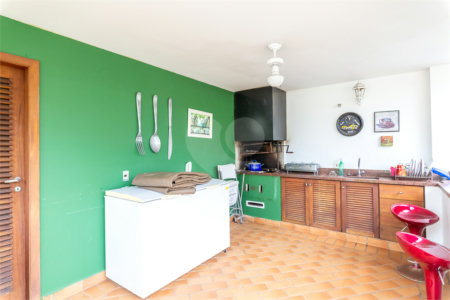 Casa à venda com 4 quartos, sendo 2 suítes, em Brooklin Paulista, São Paulo, SP