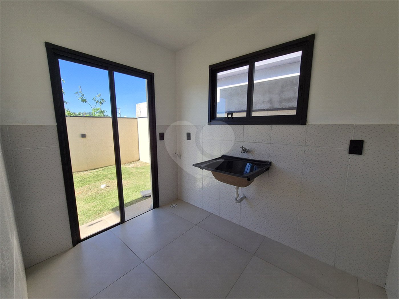 Casa à venda com 3 quartos, sendo 1 suíte, em Jardim Paraíso da Usina, Atibaia, SP