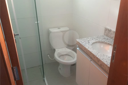 Casa em condomínio para alugar com 2 quartos em Vila Germinal, São Paulo, SP