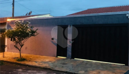 Casa à venda com 3 quartos, sendo 1 suíte,  em Parque Residencial Cândido Portinari, Ribeirão Preto, SP