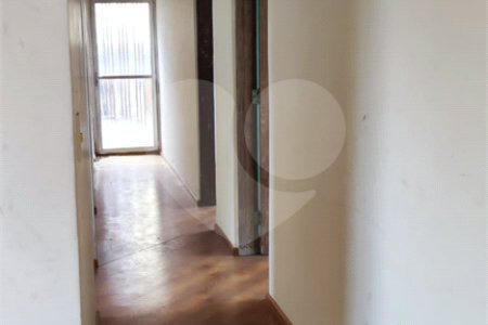 Sobrado à venda com 5 quartos, sendo 3 suítes, em Vila Campestre, São Paulo, SP