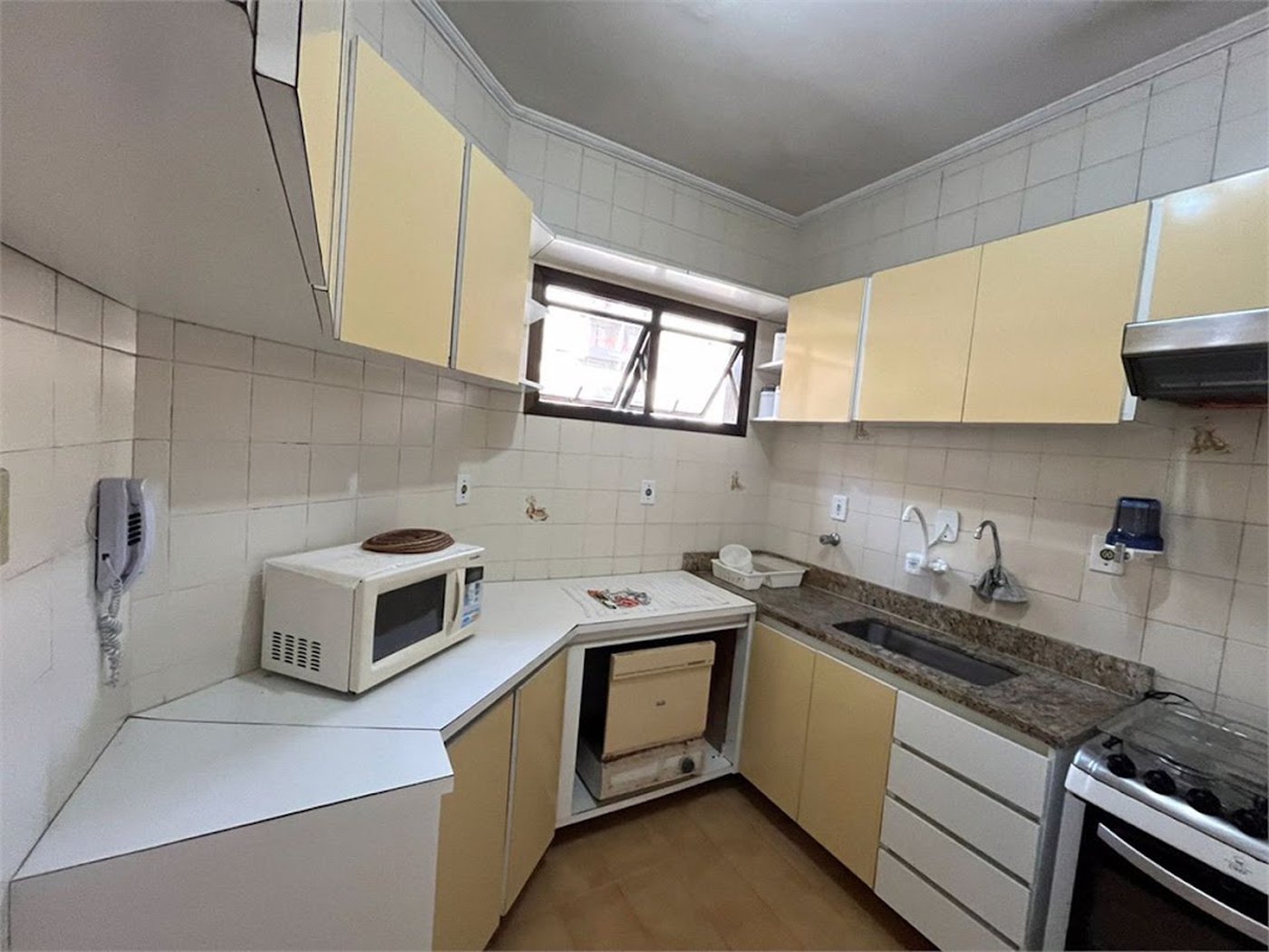 Apartamento Residencial à venda, Jardim Três Marias, Guarujá - AP0583.