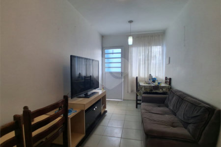 Casa à venda com 2 quartos em Chácara Barro Branco, Itapetininga, SP