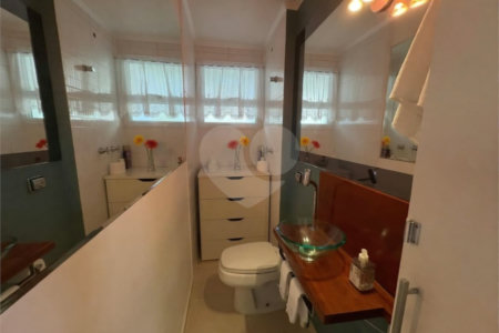 Apartamento à venda com 2 quartos, sendo 1 suíte, em Campo Belo, São Paulo, SP