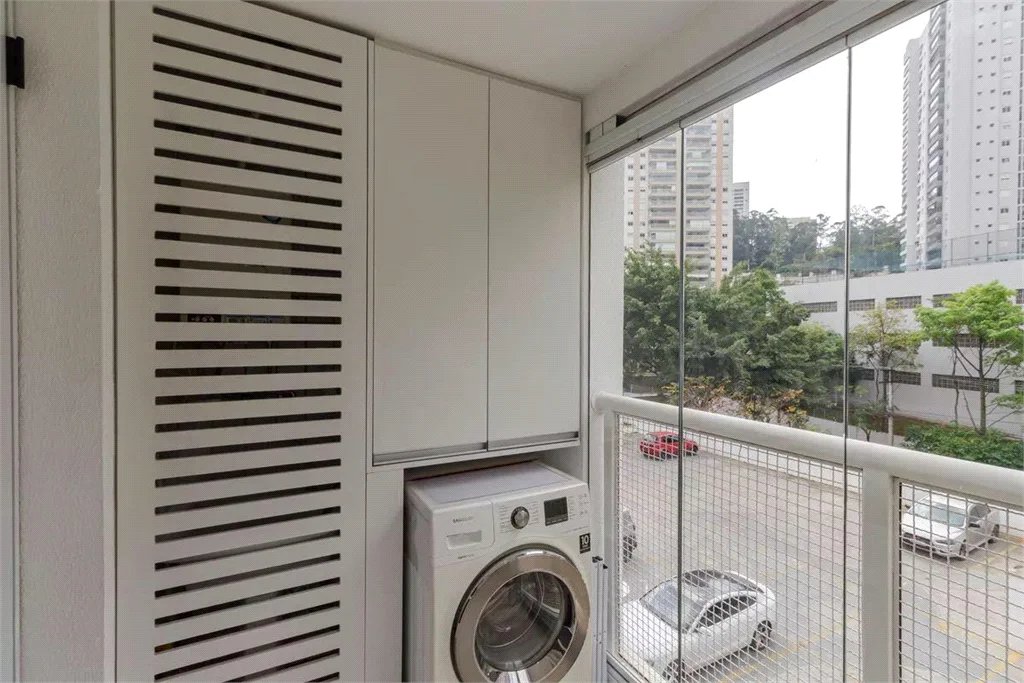 Apartamento à venda com 2 quartos, sendo 1 suíte, em Vila Andrade, São Paulo, SP