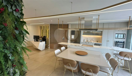 Apartamento à venda com 2 quartos, sendo 1 suíte,  em Campo Belo, São Paulo, SP