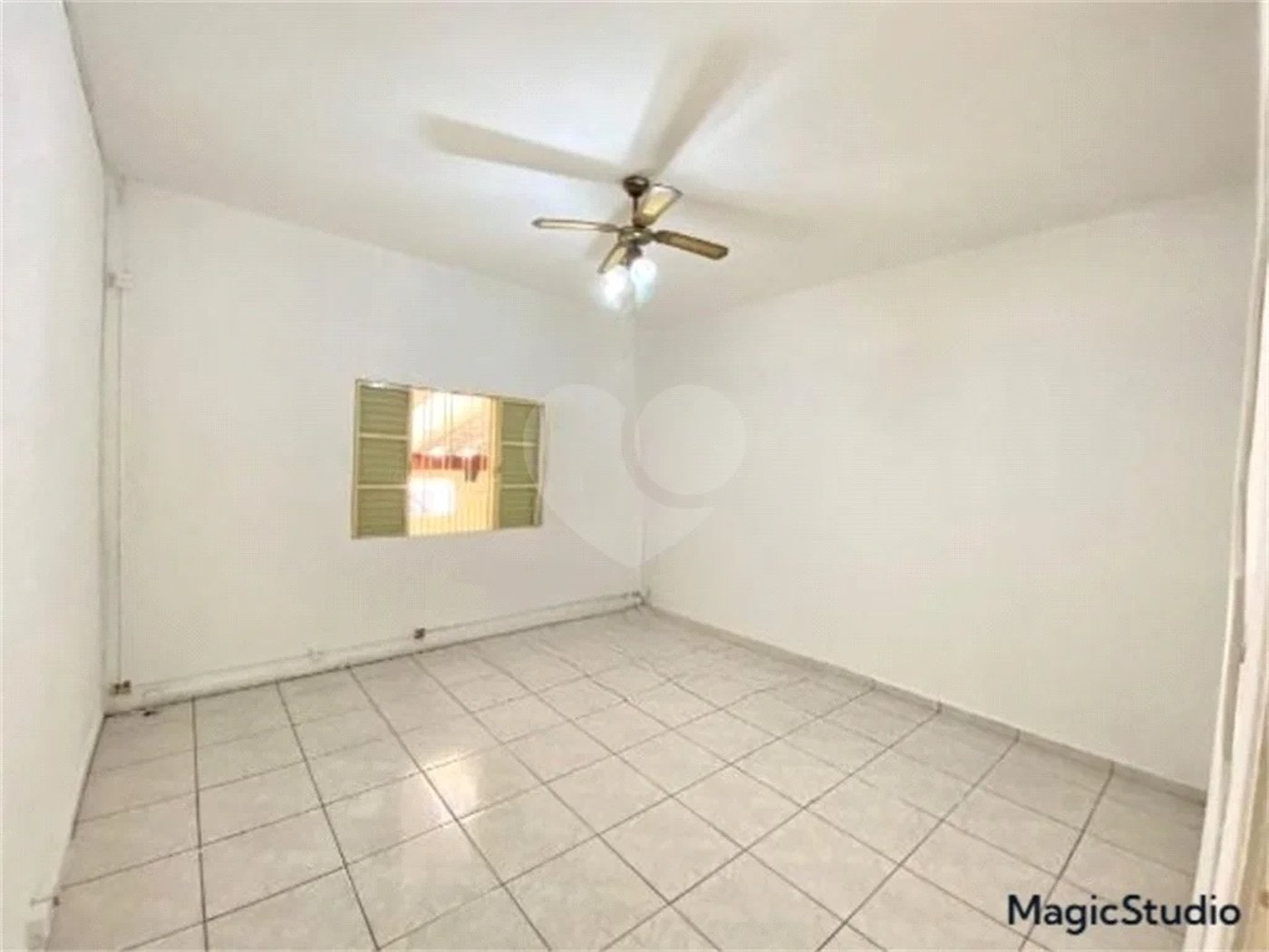 Casa com 224m², 3 dormitórios, 4 vagas, à venda na Vila Ema.