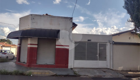Casa à venda com 4 quartos em Jardim Brasil, São Carlos, SP