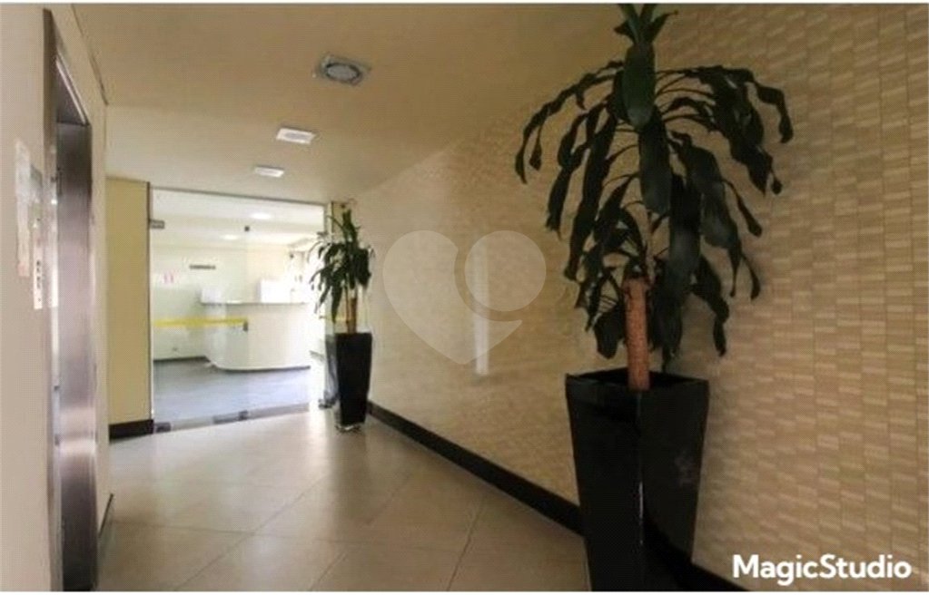 Apartamento com 3 dormitórios , sendo 1 suíte ,2 vagas , à venda no bairro da Moóca.