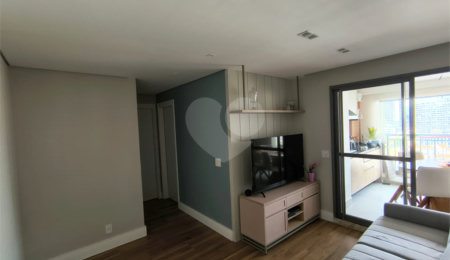 Apartamento à venda com 2 suítes em Vila Dom Pedro I, São Paulo, SP