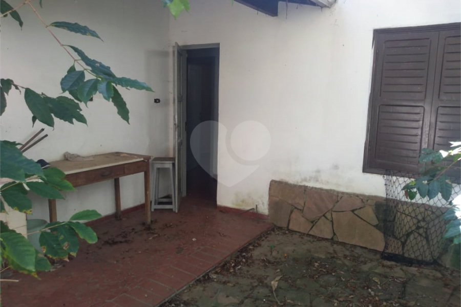 Casa à venda com 3 quartos em Horto, São Paulo, SP