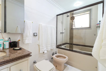 Apartamento à venda com 4 quartos, sendo 2 suítes, em Vila Morumbi, São Paulo, SP