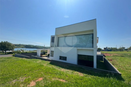 Casa à venda com 5 suítes no condomínio Riviera Santa Cristina Iii, Itaí - SP