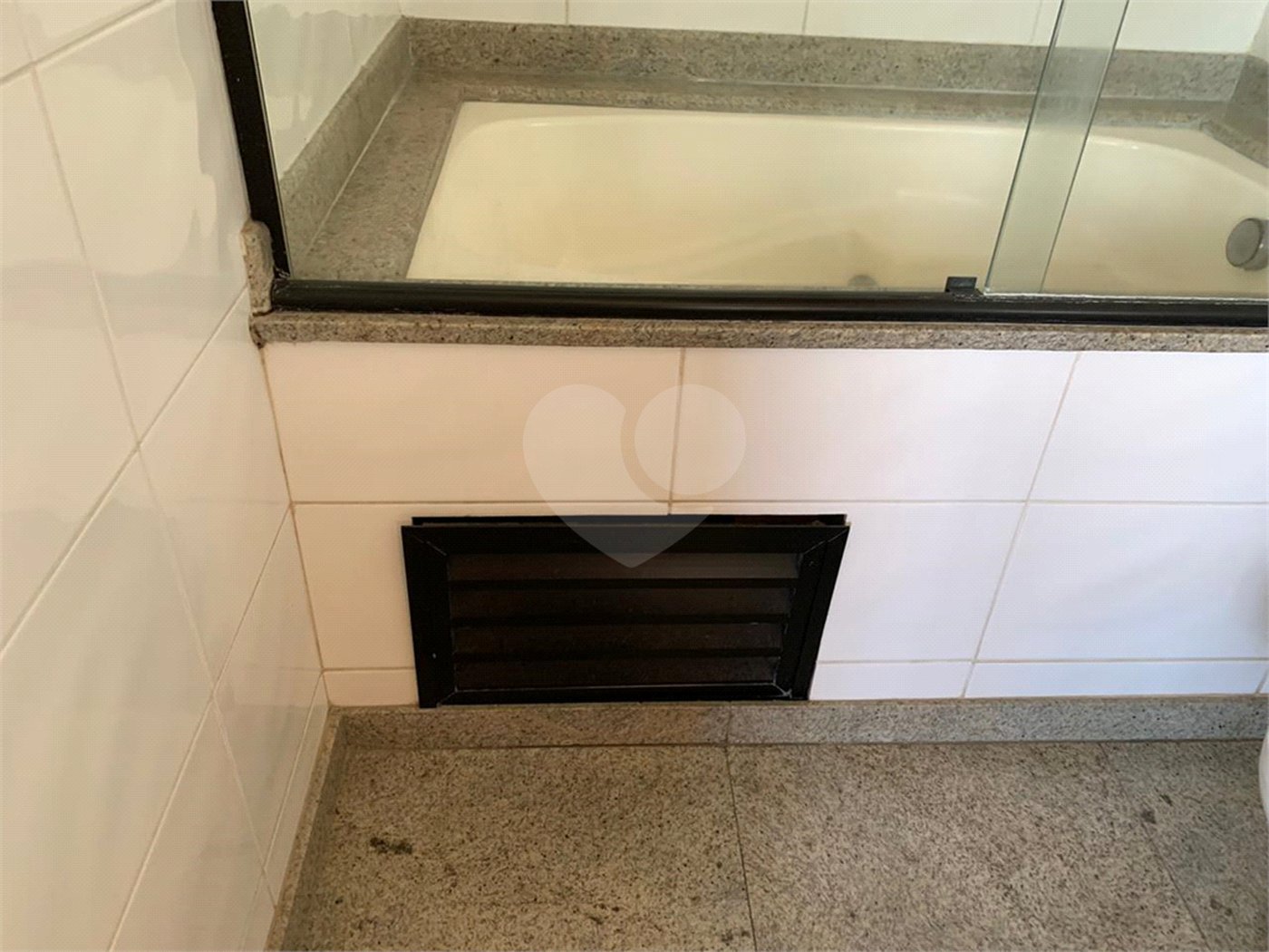 Duplex à venda com 3 quartos, sendo 2 suítes,  em Jardim Armênia, Mogi das Cruzes, SP