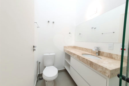 Casa à venda com 6 quartos, sendo 5 suítes, no condomínio Jardim Primavera, Louveira - SP