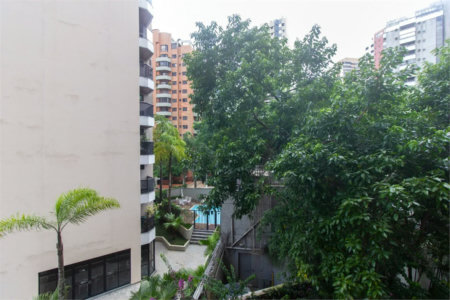 Apartamento à venda com 3 quartos, sendo 2 suítes,  em Vila Andrade, São Paulo, SP