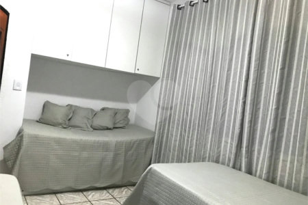 Casa à venda com 3 quartos, sendo 1 suíte,  no condomínio Vista Alegre, Bom Jesus dos Perdões - SP