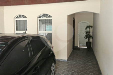 Casa à venda com 3 quartos em Jardim Itanguá, Sorocaba, SP