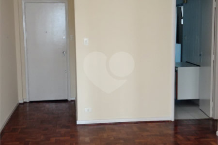 Apartamento à venda com 3 quartos, sendo 1 suíte, em Pinheiros, São Paulo, SP