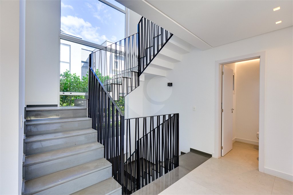 Casa à venda com 4 suítes no condomínio Jamestown, São Paulo - SP