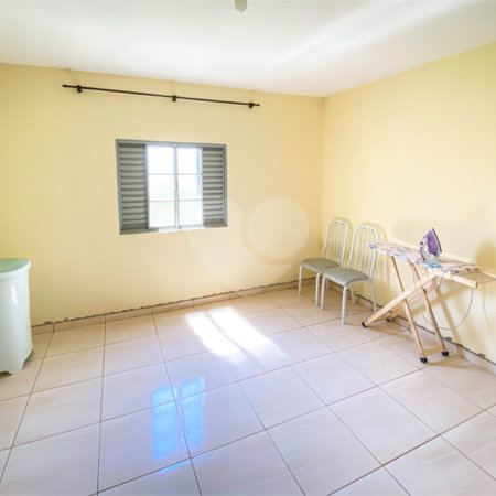 Casa à venda com 3 quartos em Vila Mazarino, Itapetininga, SP