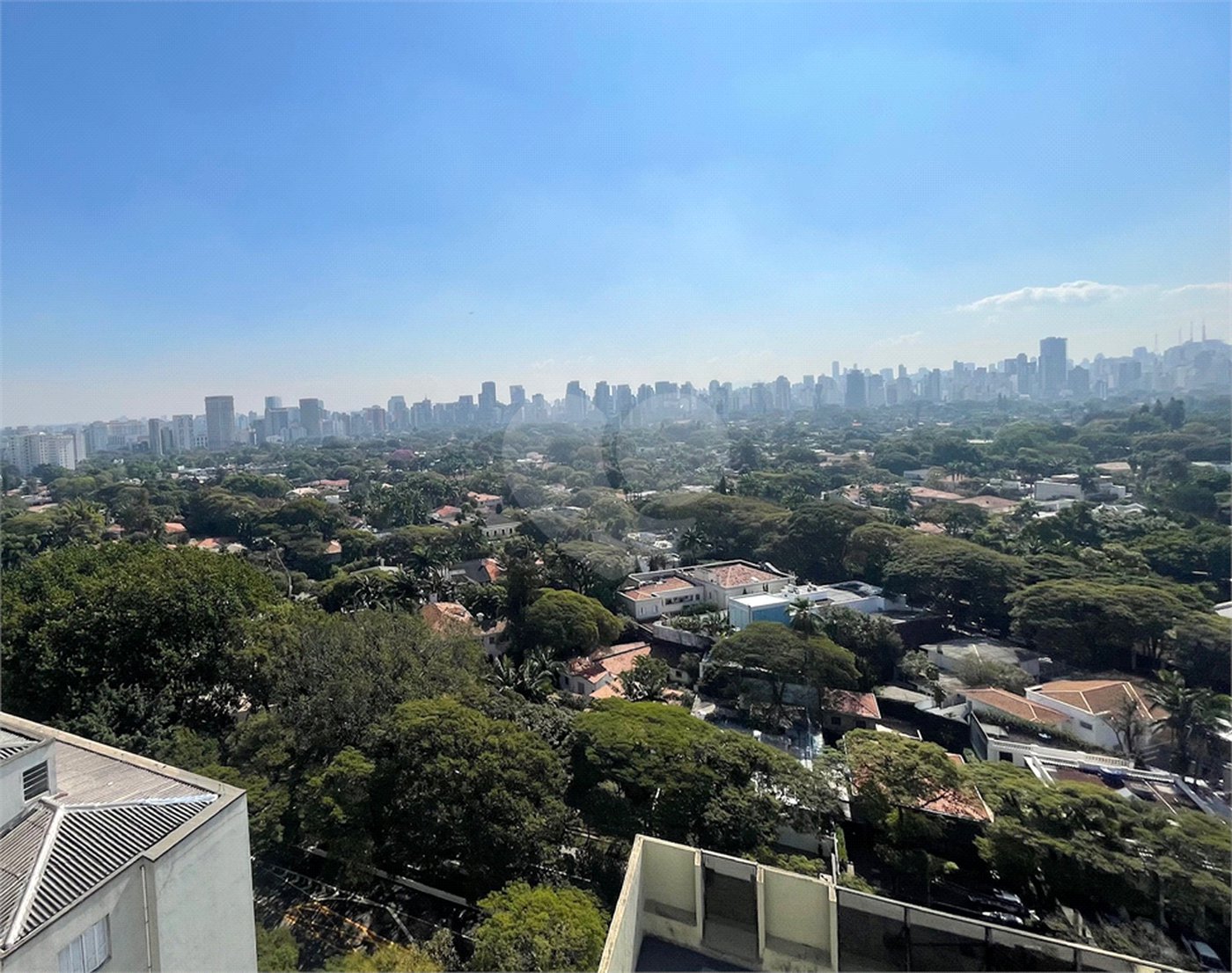 Apartamento à venda ou para alugar com 3 quartos, sendo 1 suíte, em Itaim Bibi, São Paulo, SP