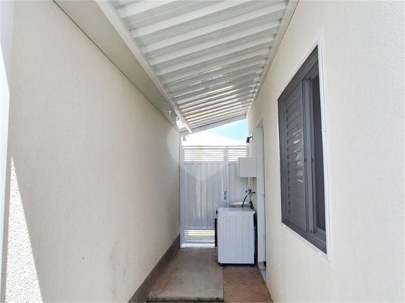 Casa à venda com 2 quartos no condomínio Residencial Parque Imperial, Sorocaba - SP