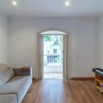 Casa à venda com 4 quartos, sendo 2 suítes, no condomínio Vila das Flores, São Paulo - SP