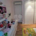 Apartamento à venda com 3 suítes em Real Parque, São Paulo, SP