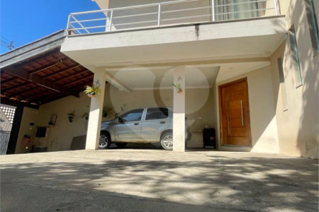 Casa à venda com 3 quartos, sendo 2 suítes,  em Jardim Santa Bárbara, Sorocaba, SP
