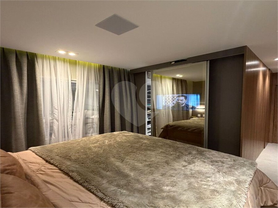 Apartamento à venda com 2 quartos, sendo 1 suíte, em Vila Olímpia, São Paulo, SP